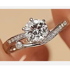 Simple Elegant Stylish Sterling Silver Engagement Ring 1.5 Carat Lab Created CZ